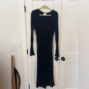 DISSH Black Ribbed Knit Dress